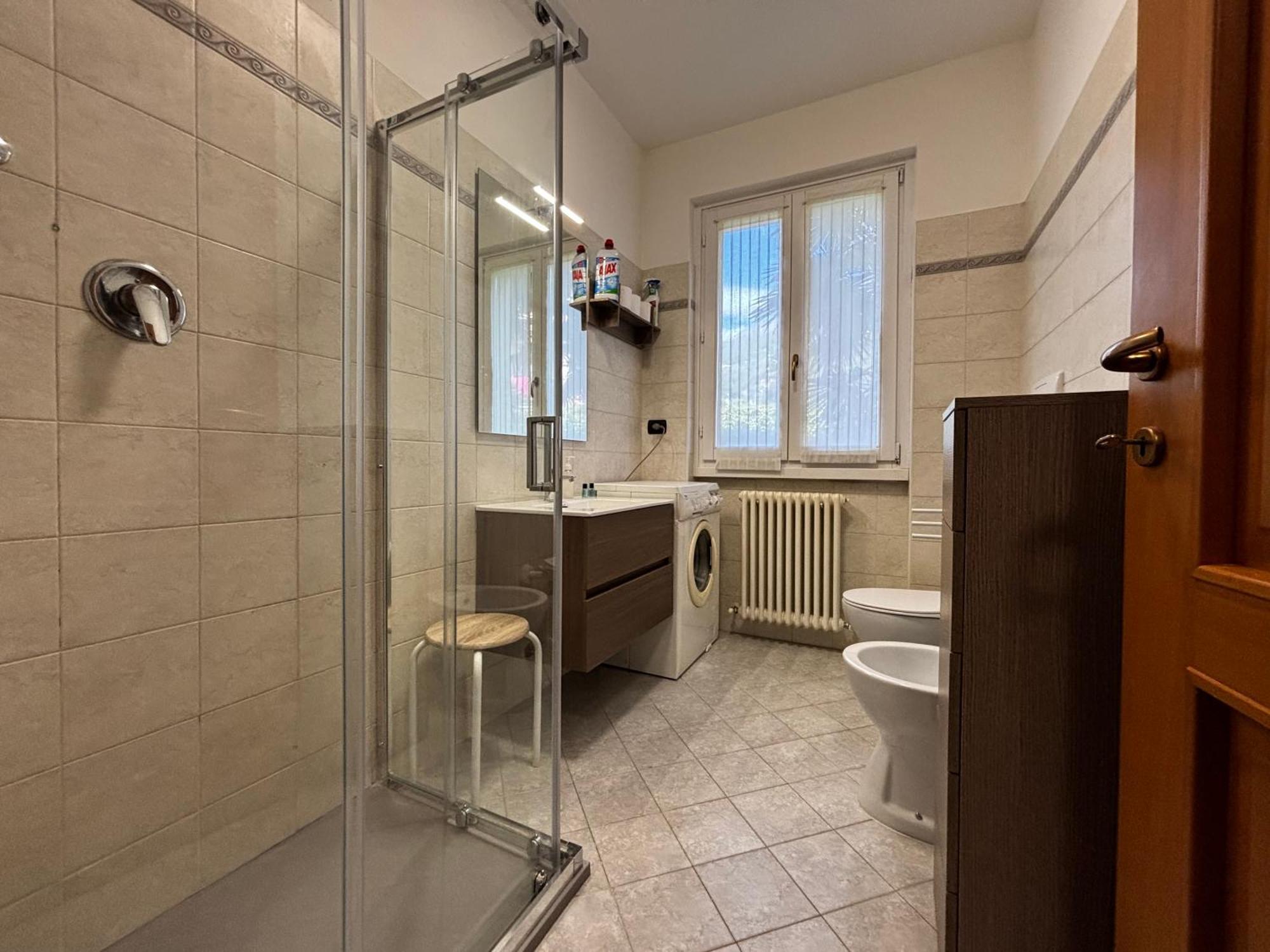 Apartment With Garden And Garage Dongo - Larihome A28 Экстерьер фото